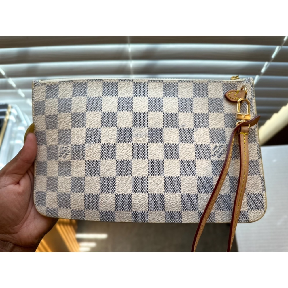 Louis Vuitton Damier Azur Pochette Wristlet